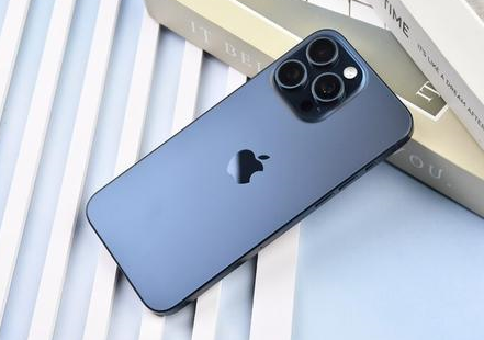 潜江苹果维修点分享iPhone 15 Pro Max屏幕更换全新实操风险 